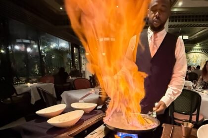 Flamb&eacute; bananas tableside at Brennans