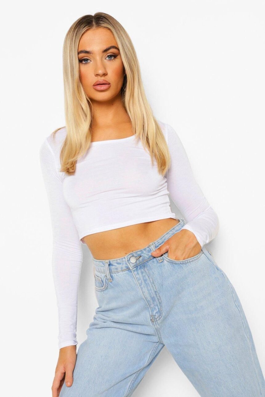 THE STANDARD WHITE “TEE” CAN LOOK QUITE LOVELY!