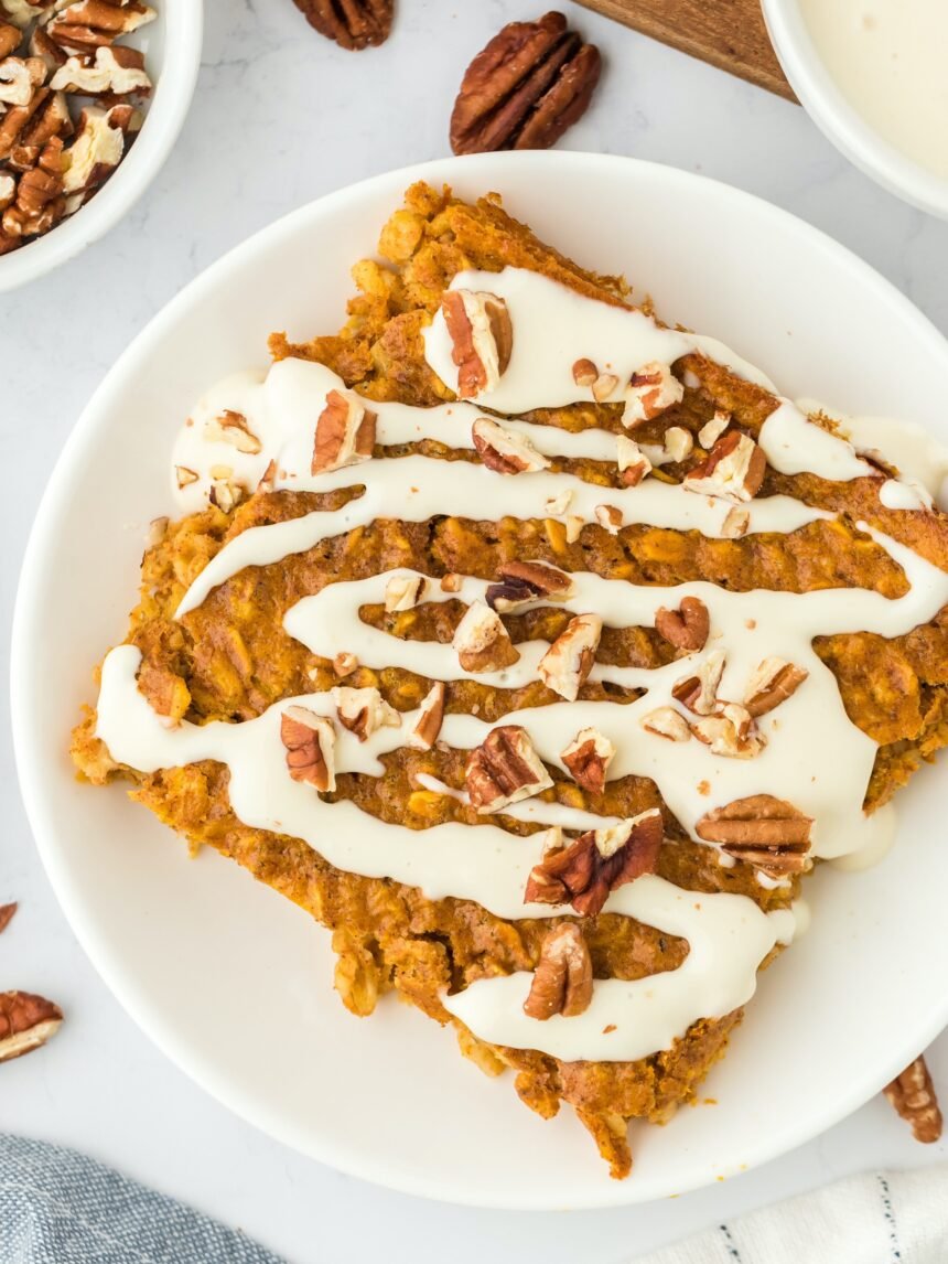 5 Healthy & Easy Baked Oatmeal Recipes (Banana Blueberry, Chocolate & More!)