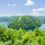 river bend in the Tail of the dragon scenic road in great smoky mountain