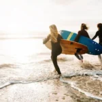 Why Surfing With Friends Makes Group Lessons More Fun