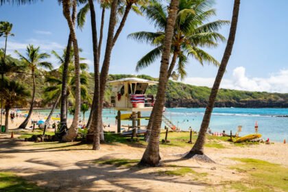 Beautiful Oahu beach with turquoise water