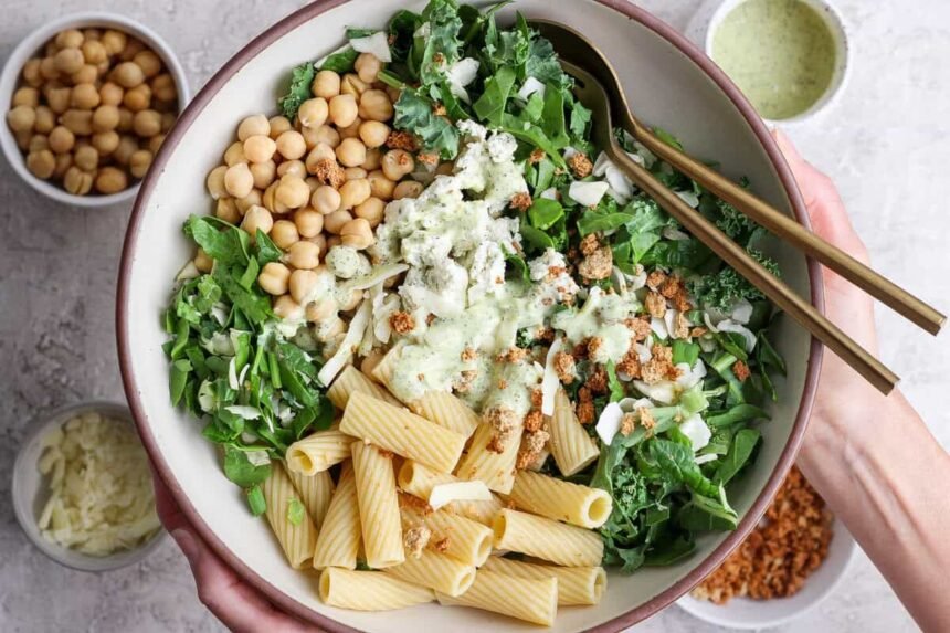 Green Goddess Pasta Salad (Only 6 Ingredients!)